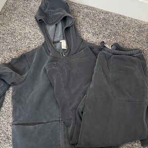 J. Jill Charcoal sweatsuit loungewear (top Small petite, bottom XS petite)